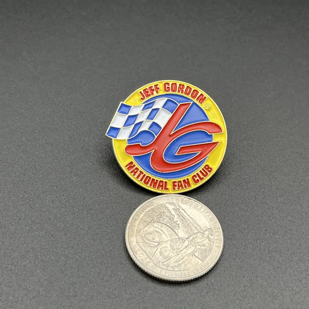 Jeff Gordon #24 NASCAR National Fan Club‎ Lapel Hat Pin